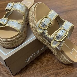 Dolce Vita Platform Sandals in Gold and Silver NEW